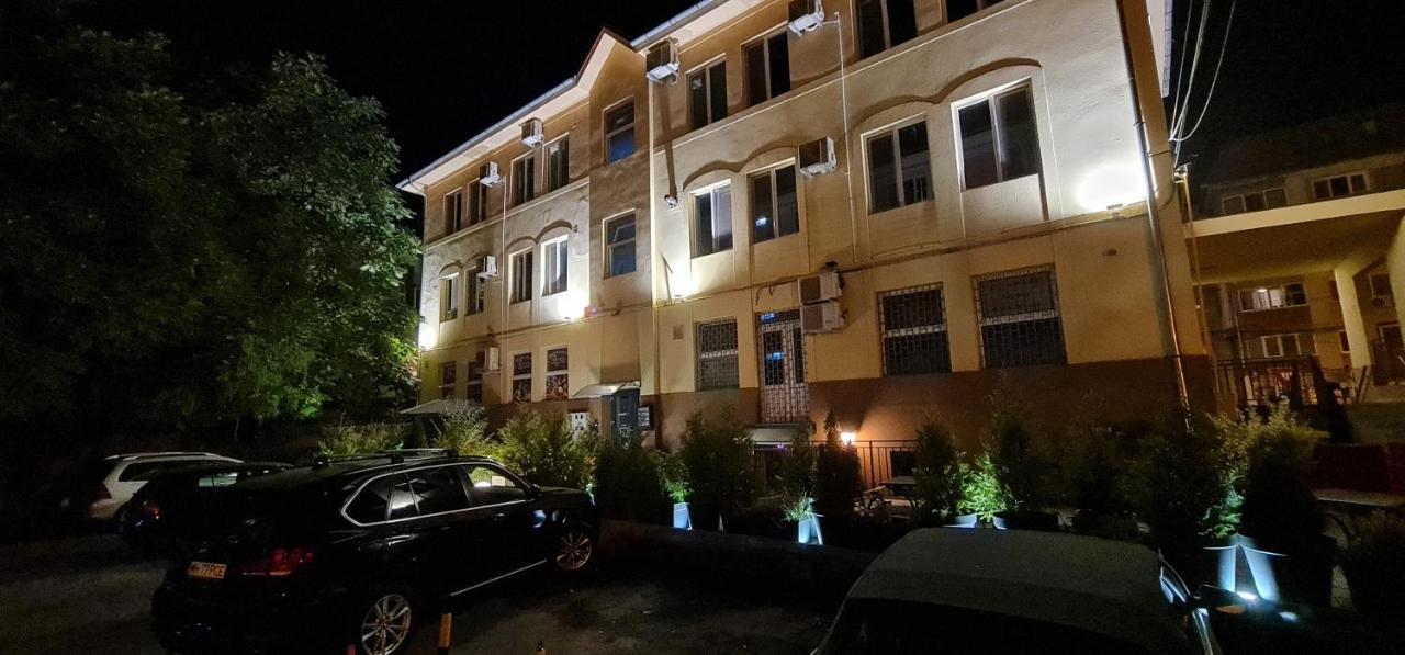 Complex Living Aparthotel Timişoara Exterior foto