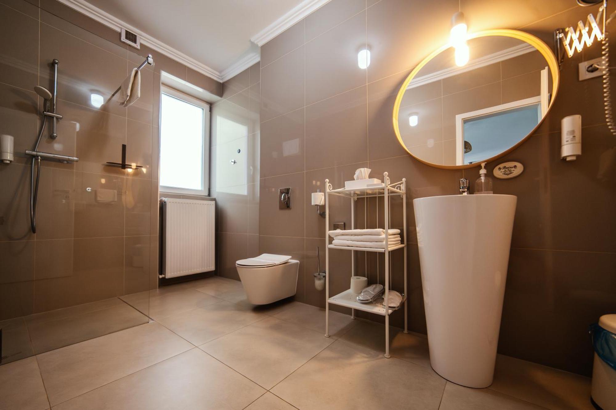 Complex Living Aparthotel Timişoara Exterior foto
