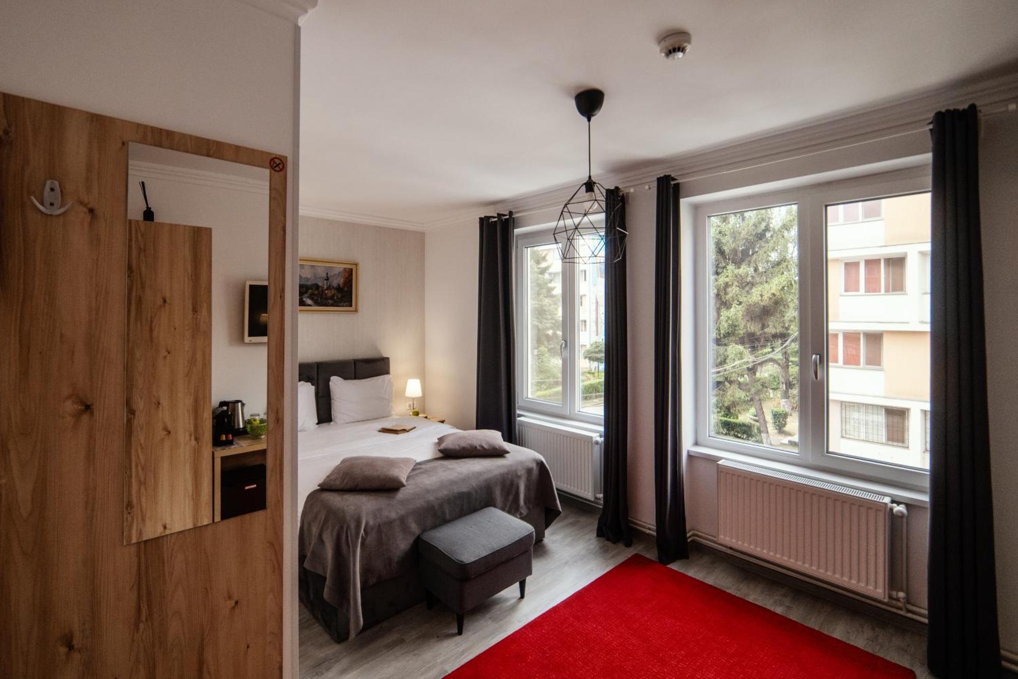 Complex Living Aparthotel Timişoara Exterior foto