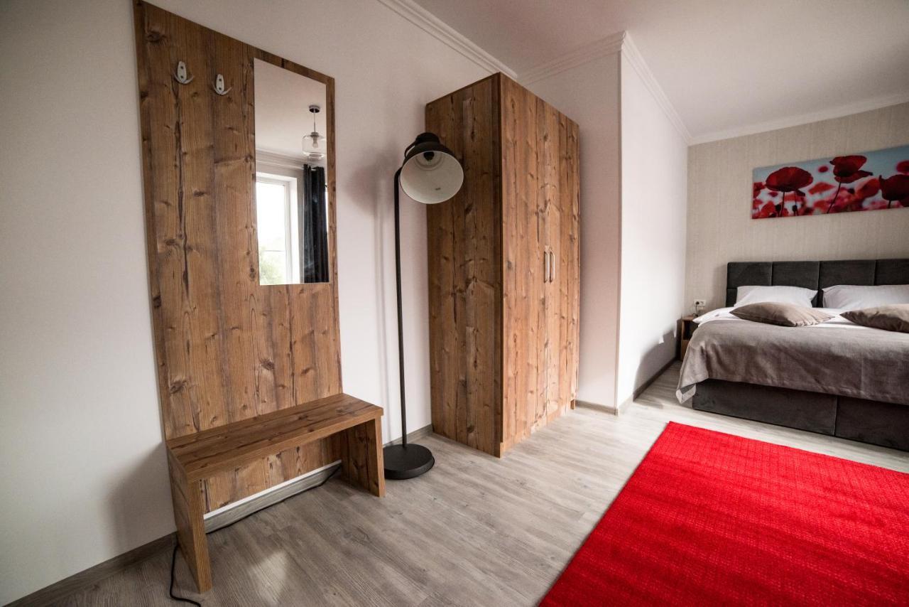 Complex Living Aparthotel Timişoara Exterior foto