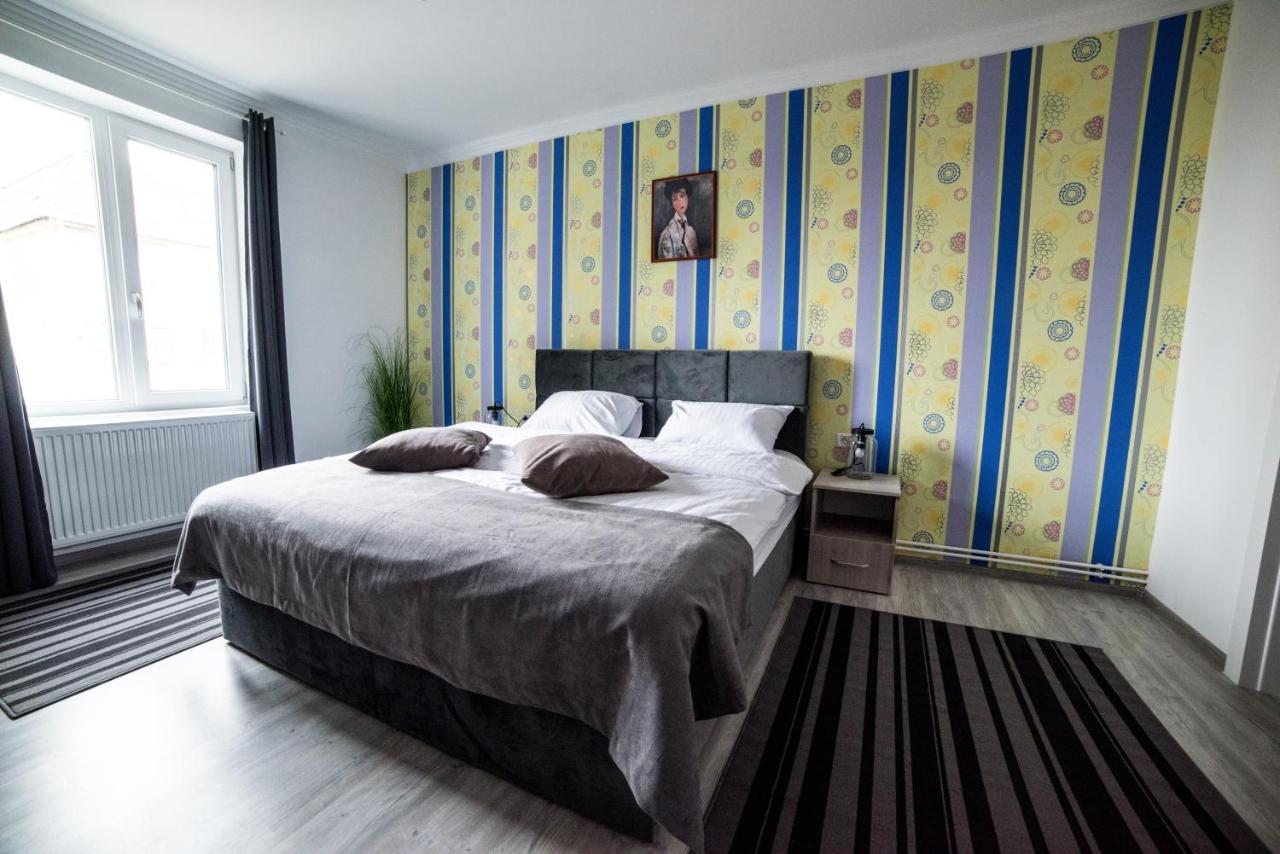 Complex Living Aparthotel Timişoara Exterior foto
